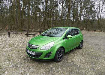 Opel Corsa D benzyna 1,4 - 100 KM 5drzwi klima Po Livt