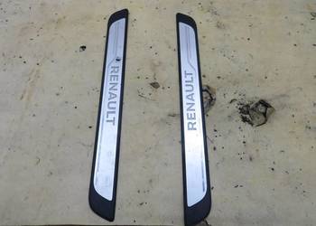 LISTWA NAKŁADKA PRAWA MEGANE IV 8201577970