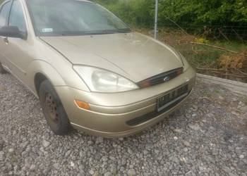 Zderzak Ford Focus MK1 wersja USA