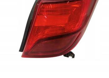LAMPA TYŁ PRAWA 3D EU Toyota Yaris III (2011-)