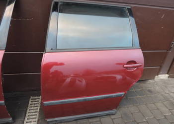 VW PASSAT B5 KOMBI DRZWI LEWY TYŁ LB3Y