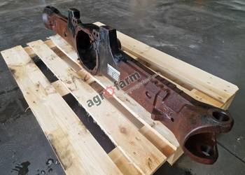 Obudowa przedniego mostu Massey Ferguson 4225