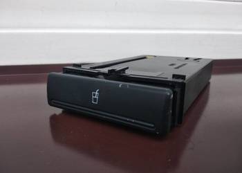 Audi A3 8L LIFT FL uchwyt na kubki napoje cupholder 8L0862534F