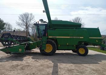 John Deere 2264