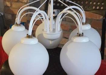 Lampa Wisząca Żyrandol białe kule polski design Prl