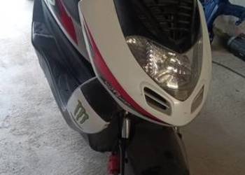 Skuter Kymco Bet&win 2t LC Rok 2012