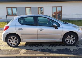 Peugeot 207 1,6 Hdi srebrny Wymieniony rozrząd