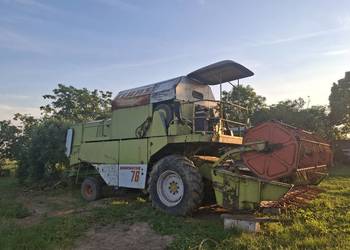 claas dominator 76