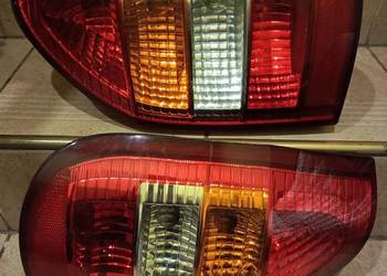 Lampy tylne prawa + lewa do Opla Zafiry A