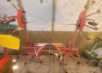 rozgrabiarka karuzelowa zgrabiarka 6m LELY