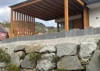 Nowoczesne Tarasy i Zadaszenia z Drewna Klejonego – Trwałość na lata!