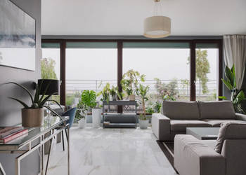 Penthouse w chmurach, dwa tarasy, dwa miejsca postojowe, komórka i boks ro…