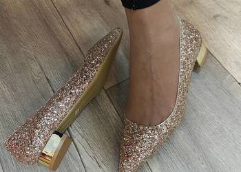 (38) Złote, bogato zdobione baleriny wieczorowe, czółenka wieczorowe, NOWE