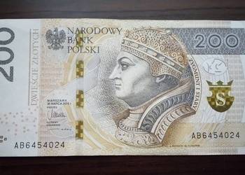 200 złotych seria AB 2015 rok banknot obiegowe 200 złotych seria AB 2015 rok banknot obiegowe