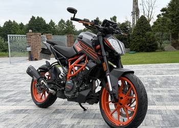 KTM duke 125