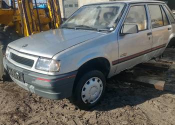 Opel Corsa A 82-93 części.