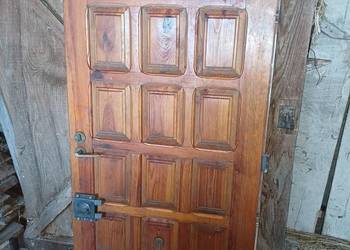 Drzwi drewniane wejściowe