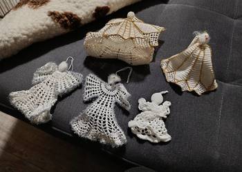 aniołki ręcznie robione ozdoby świąteczne na choinkę szydełkowe cena za zes