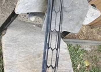 Kratka zderzaka środkowa spoileru Skoda Kodiaq Sportline