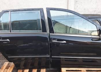 drzwi prawe kompletne  mercedes C w203 KOMBI