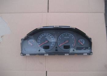 volvo s80 2,9 benzyna  98-03r licznik zegar 9472449 69294 150  europa