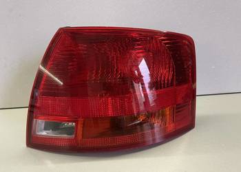AUDI A4 KOMBI PRAWA LAMPA TYŁ 8E9945096E