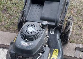 Kosiarka husqvarna silnik honda