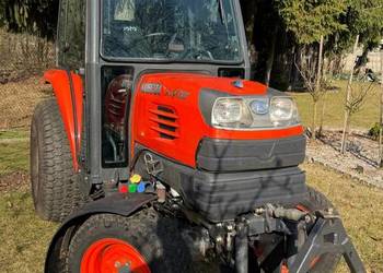 Kubota STV 4x4 ciągnik traktor komunalny sadowniczy jak deere iseki ursus