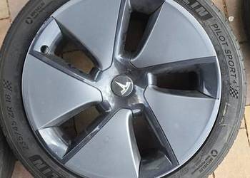 Tesla Model 3 felgi 18" OEM + Michelin Pilot Sport 4 + kołpaki Aero 4 szt.