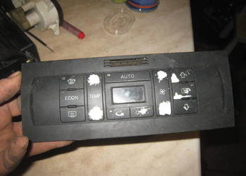 Panel sterowania nawiewów nadmuchu climatronic Audi A3 8L lift 00-03
