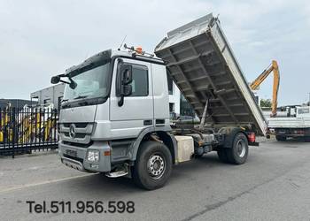 Wywrotka 2 osiowa wywrotka 4x2 Mercedes