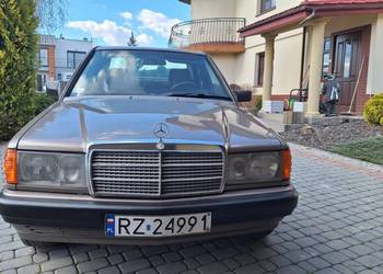 Mercedes-Benz 190 190D