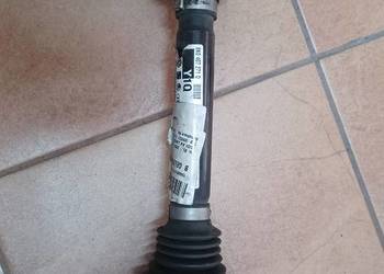 PÓŁOŚ LEWA PRZEDNIA AUDI A4 B8 1.8 TFSI 8K0407271Q