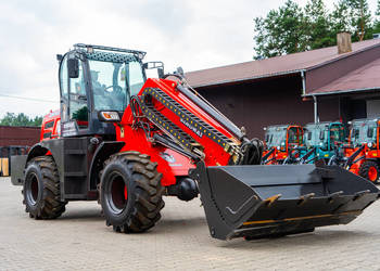 Ładowarka teleskopowa udźwig 3000 kg zasięg 5,8 metra KINGWAY TL3000