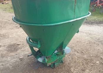 Rozsiewacz nawozów Amazone dwutalerzowy 350L