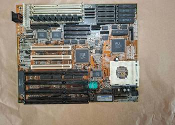 Retro Zestaw 486:Płyta główna PC Chips M912+ Intel i486nDX2+ Ram