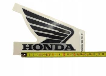 NAKLEJKA "HONDA" NA BAK PR. STR. HONDA VFR800 2004 ORYGINALNA 17526MCWD60ZA
