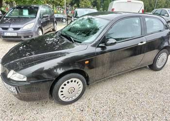 Fajna alfa Romeo 147 z klimatyzacją ważnymi opłatami
