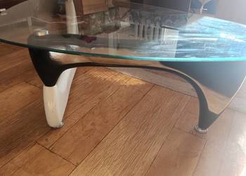 Sprzedam szklaną ławę.