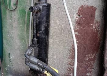 Śruba centralna łącznik hydrauliczny