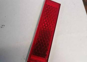 odblask czerwony przyklejany prostokąt 125 x 35 mm