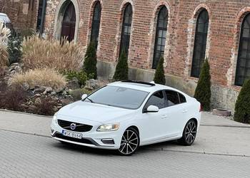 VOLVO S60 2,0 T5 DYNASMIC Key less go Skóra Navi Blis Kamera Cofania Alu19