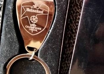 Brelok otwieracz Heineken Champions League Nowy w opakowaniu