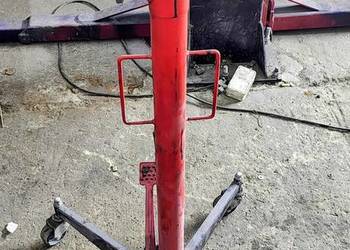 Hydrauliczny podnośnik do skrzyni biegów