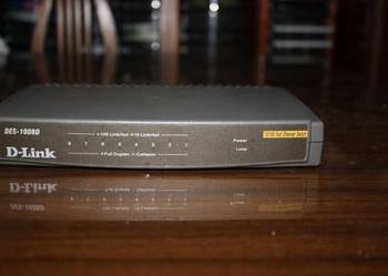 Switch des-1008 d-link 10/100 Zainteresowany zadzwoń!