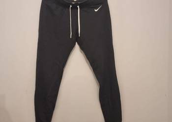 Spodnie damskie dresowe Nike rozm.S