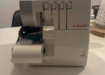 Maszyna do szycia Overlock Singer 14SH754
