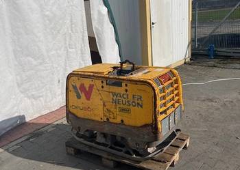 Zagęszczarka rewersyjna 710 kg Wacker Neuson DPU80r zdalnie sterowana