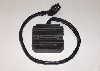 JAPOŃSKI REGULATOR NAPIĘCIA VN 1500 VN 1600 W 650 JAPOŃSKI REGULATOR NAPIĘCIA VN 1500 VN 1600 W 650