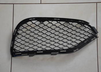 Kratka grill  zderzaka przód Mercedes E 212 63 AMG A2128850724 A2128850824